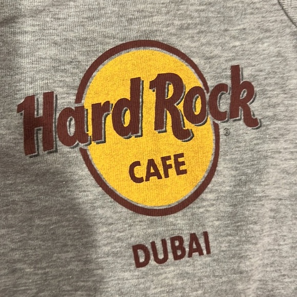 Hard Rock Cafe infant indie and bib set.  Dubai location, NWOT size 6 months - Picture 4 of 5